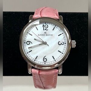 Anne Klein‎ Womens Watch 38mm Oval Dial Pink Leather needs new Battery